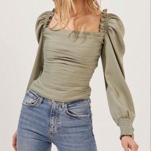 ASTR The Label Puff Sleeve Square Neck Top in Sage